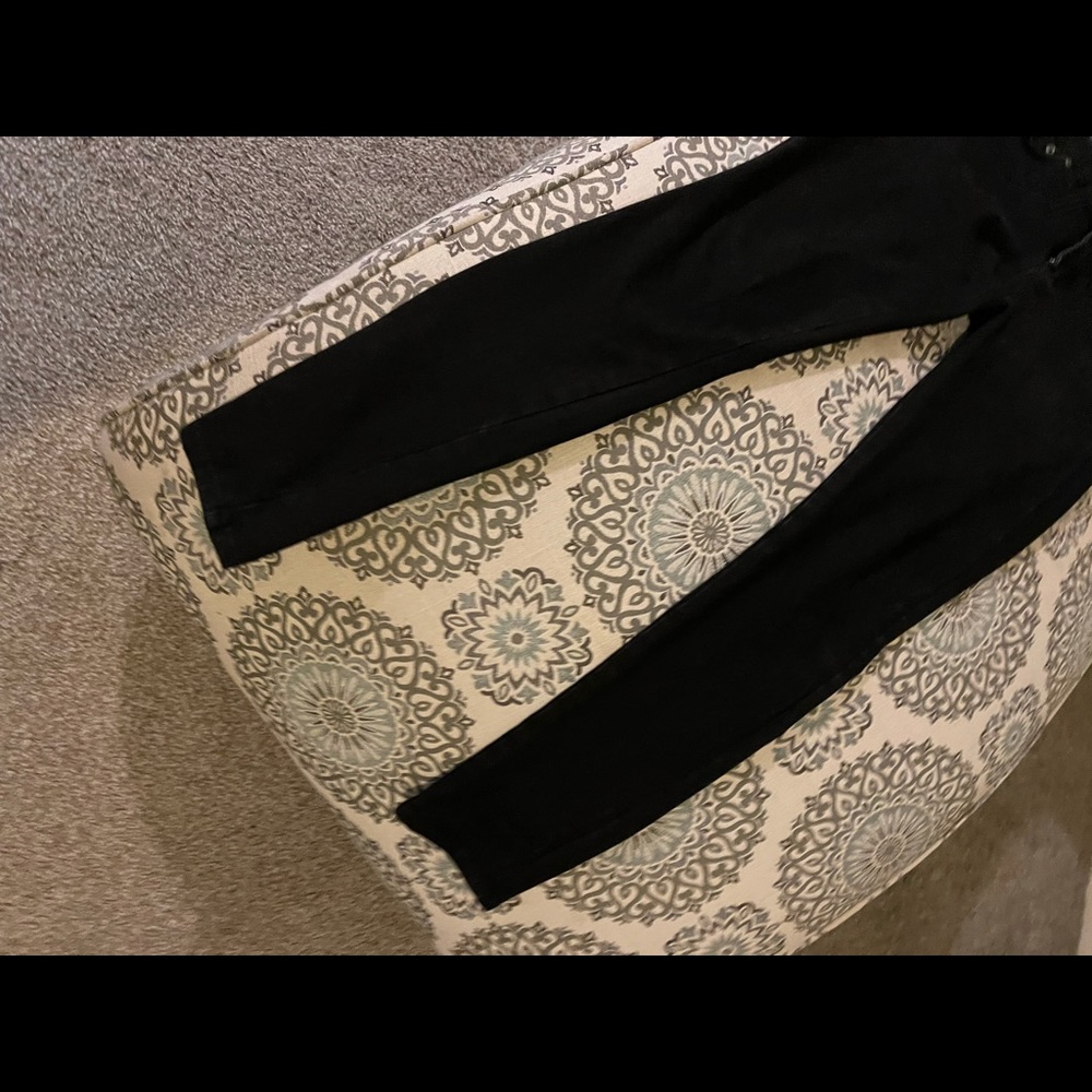 NEW LOOKING AND CONDITION PAIR OF JEANS BY PEACE OF CLOTH SIZE 0